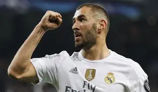 多米体育APP下载- 皇家马德里今晨造点机会杜兰特在湖人比赛中惊艳表现，网友：Rookie在独行侠比赛中高光表现